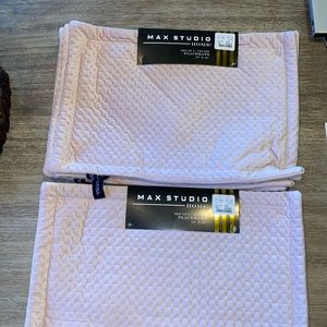 Max studio plush placemats